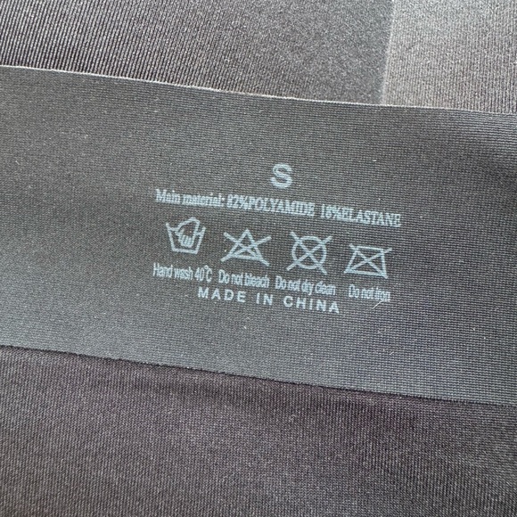 🏷️NWT- HeyShape - Shorts - Picture 3 of 6